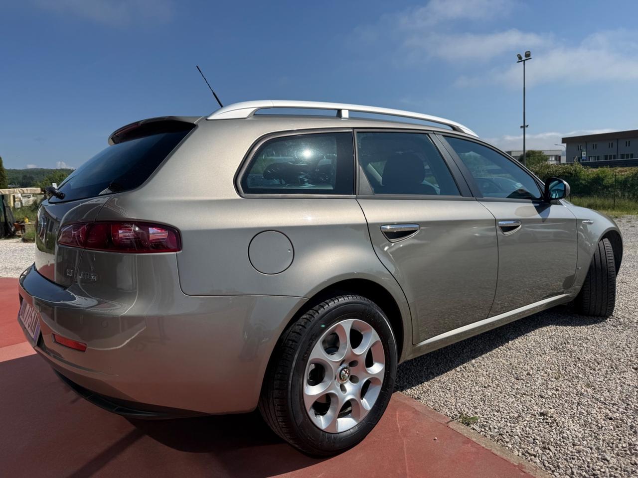 Alfa Romeo 159 1.9 JTDm Sportwagon Progression