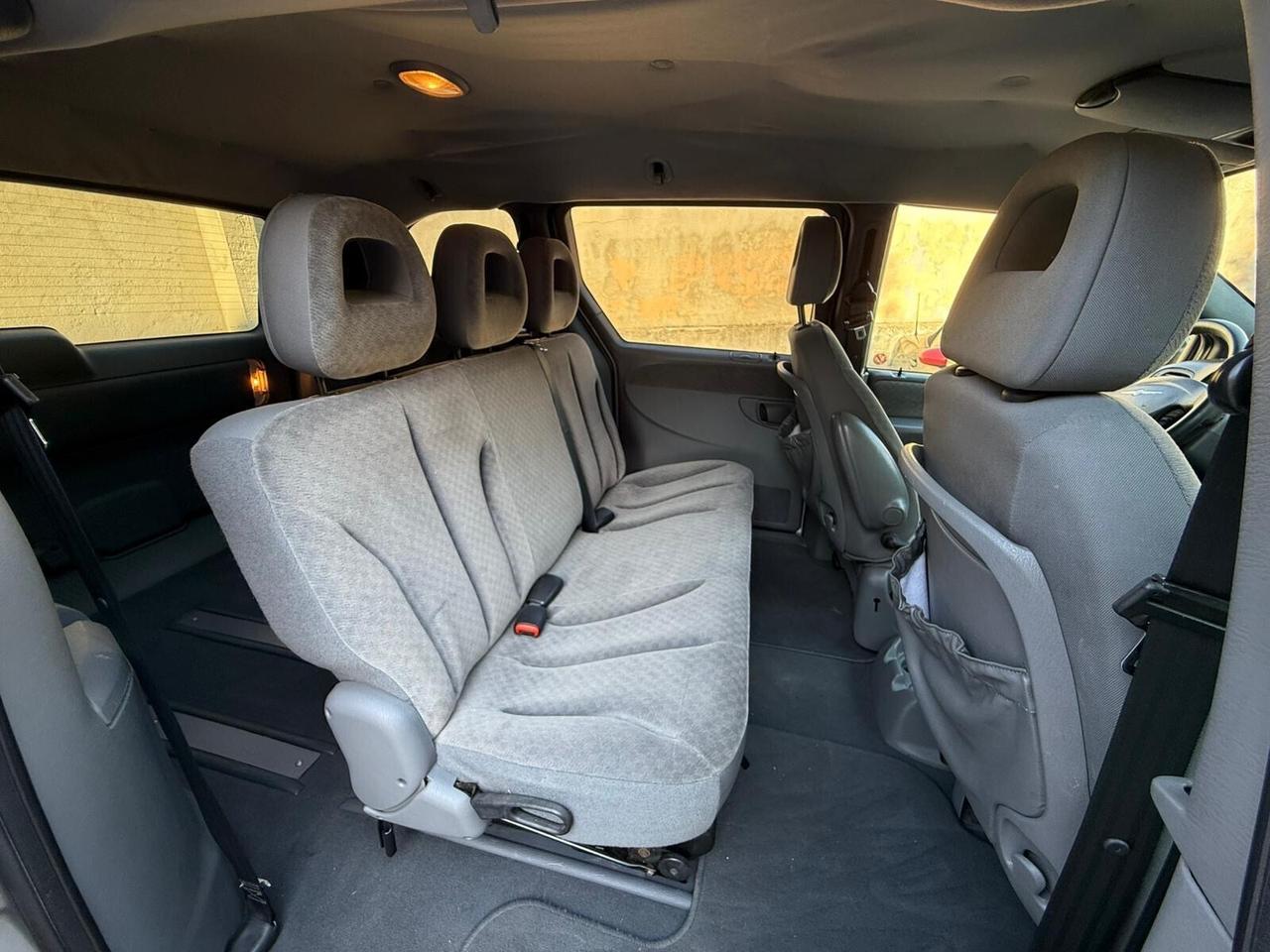 Chrysler Voyager Grand Voyager 2.5 CRD cat Limited