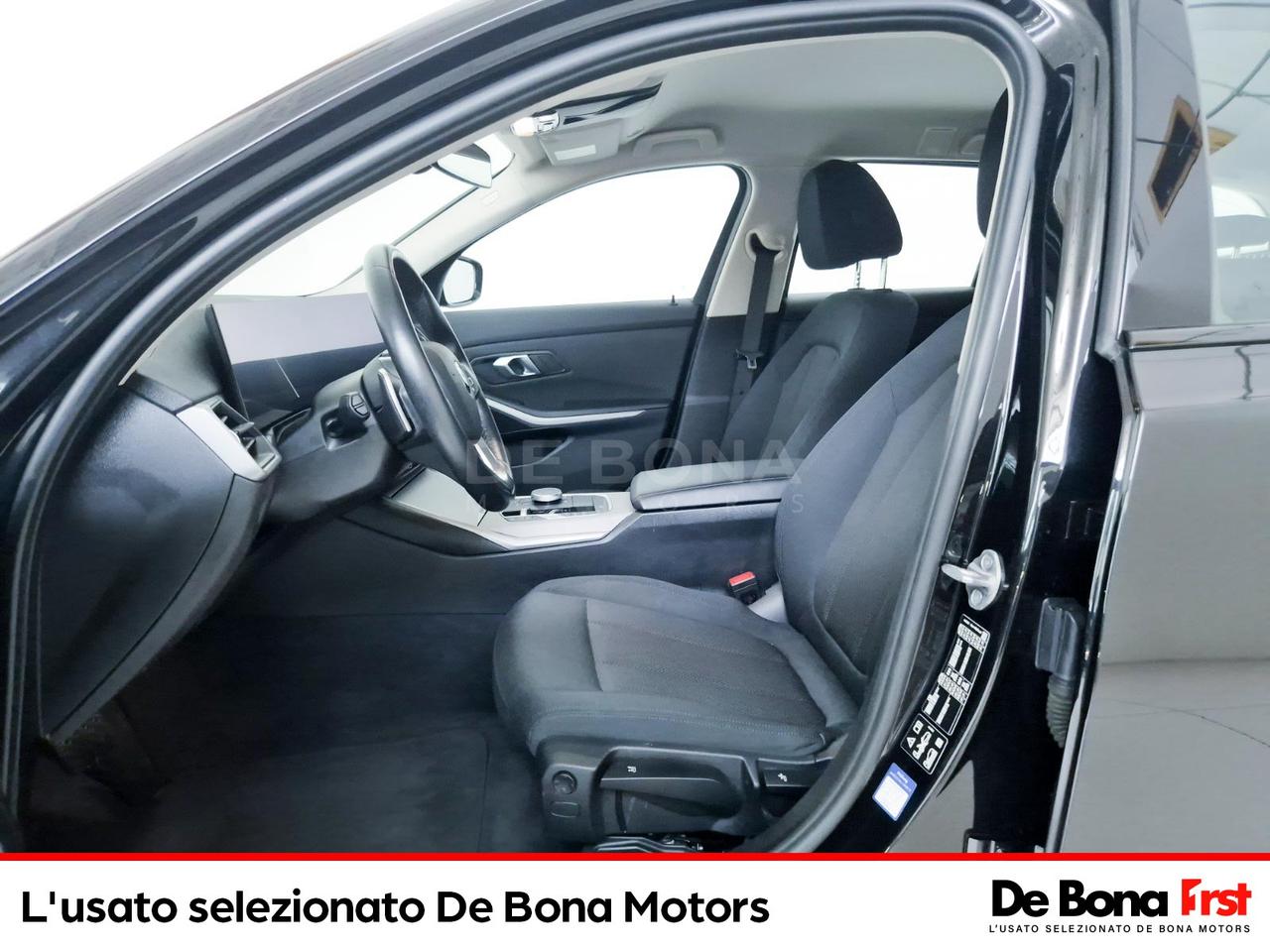 BMW Serie 3 320d touring mhev 48v xdrive auto