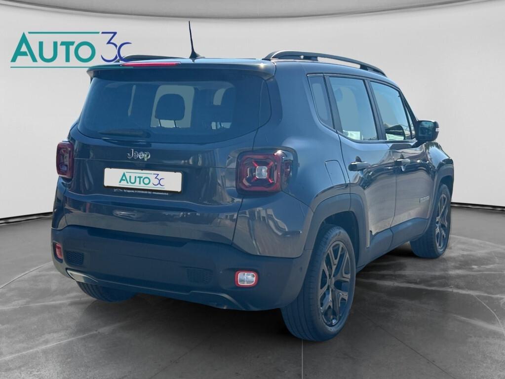Jeep Renegade 1.5 Turbo T4 MHEV Summit