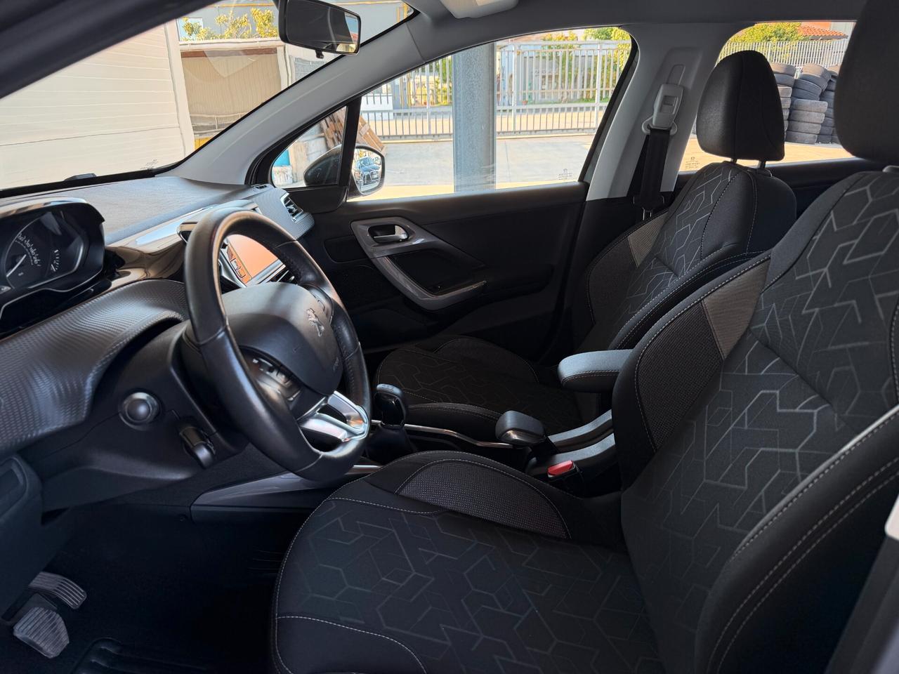 Peugeot 2008 PureTech 82 Active