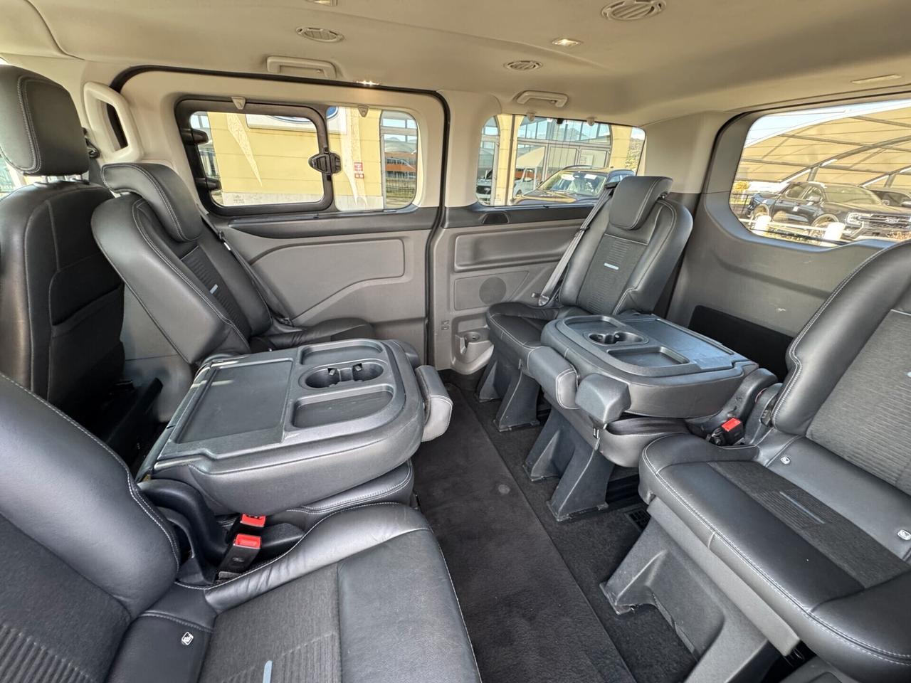 Ford Tourneo Custom Active 2.0 Diesel-Hybrid 185CV 8 posti