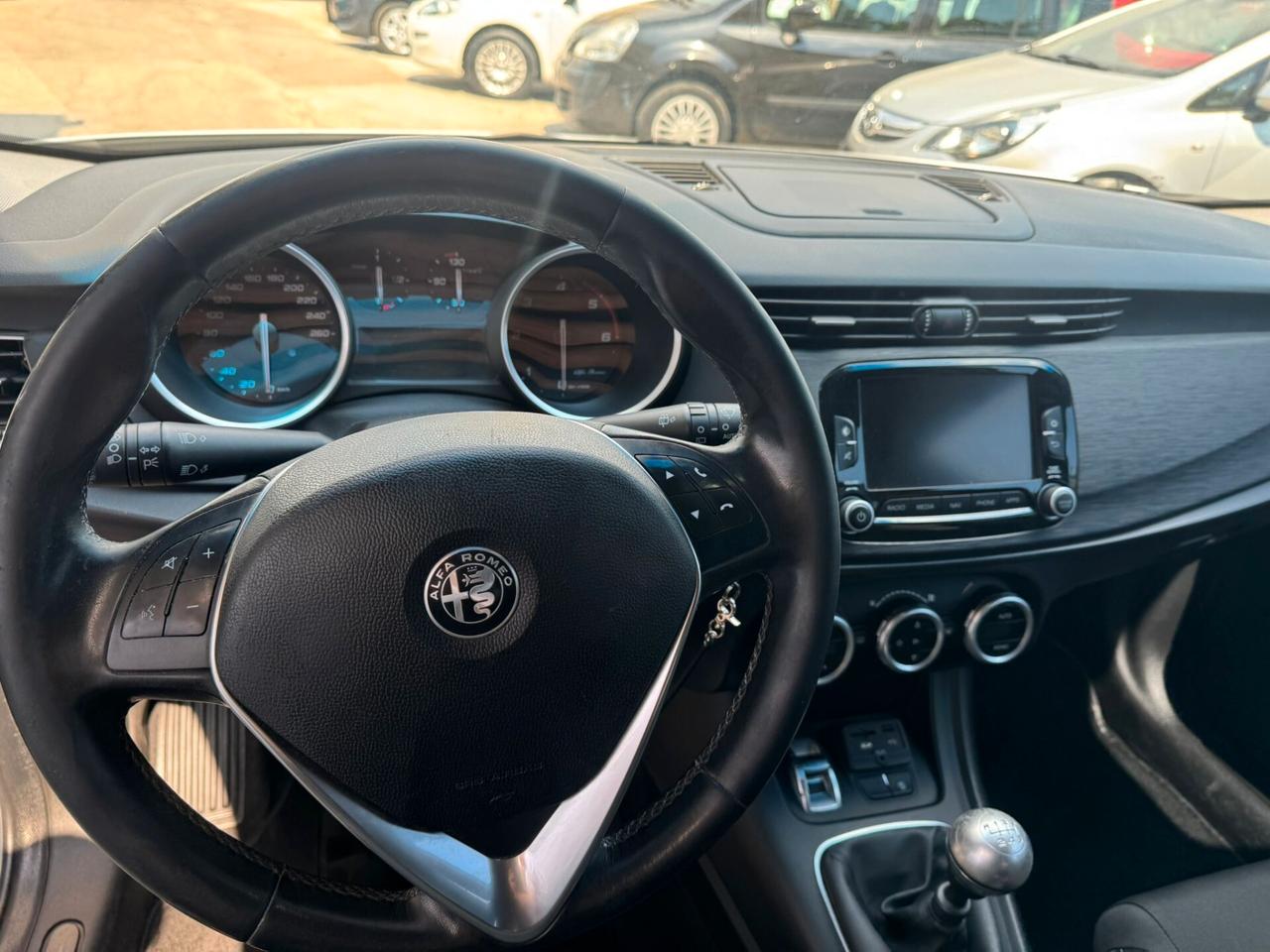 Alfa Romeo Giulietta 1.6 JTDm-2 120 CV NAVIGATORE Full