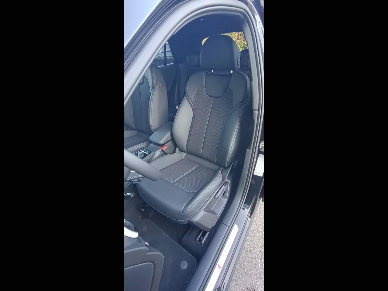 AUDI Q2 35 TDI S-TRONIC S-LINE
