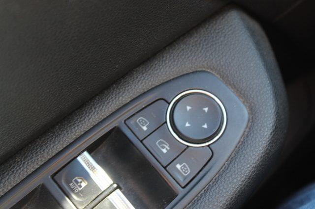 FORD Transit Custom 320 2.0 EcoBlue PL Combi Trend - 9 POSTI