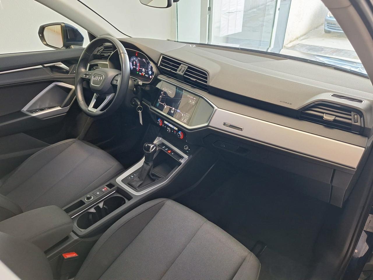 Audi Q3 35 TDI S tronic Business Advanced