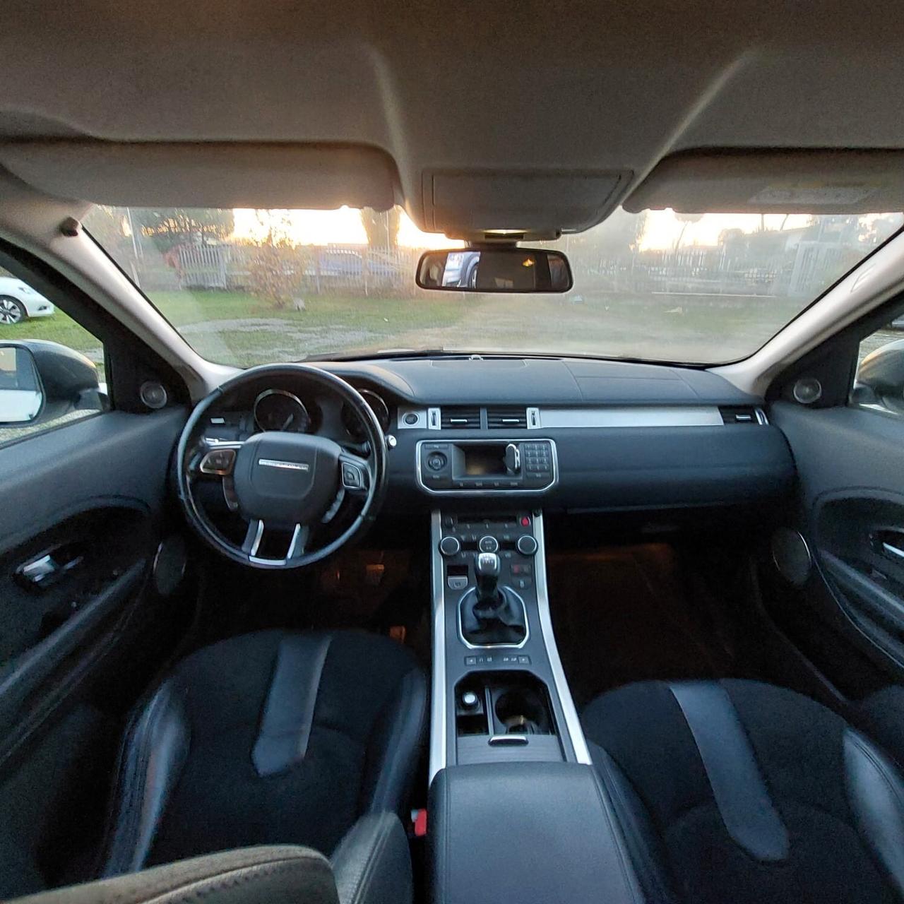 Land Rover Range Evoque 2.2 TD4 5p. Dynamic