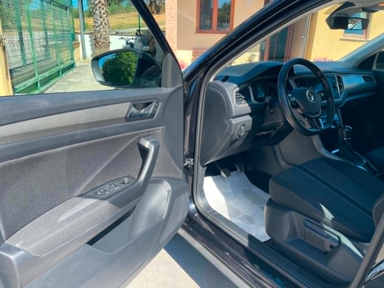 Volkswagen T-Roc 2.0 TDI SCR 150 CV Business BlueMotion Technology