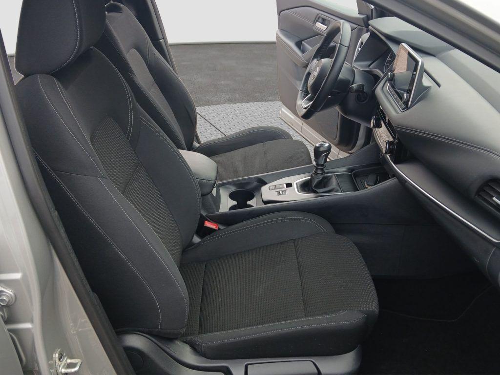 Nissan Qashqai MHEV 140 CV Business