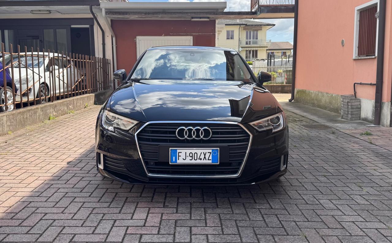 Audi A3 1.6 TDI OK Neopatentati
