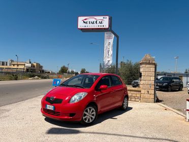 Toyota Yaris 1.3 5 porte Luna