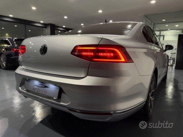 VOLKSWAGEN Passat 2.0 TDI 150CV HIGHLINE BERLINA