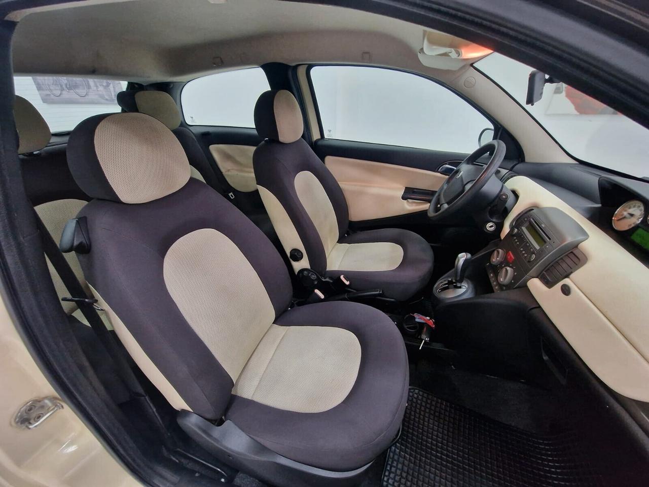 Lancia Ypsilon 1.3 MJT CAMBIO AUTOMATICO
