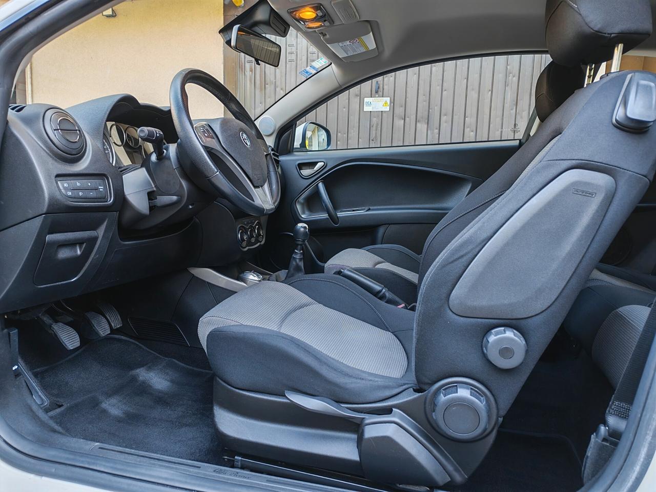 Alfa Romeo MiTo 1.4 BENZINA 80cv / Uniproprietario