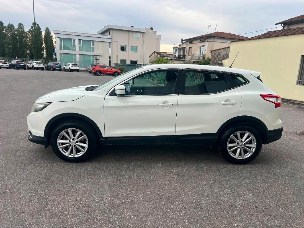Nissan Qashqai 1.5 dci Acenta Premium 110cv