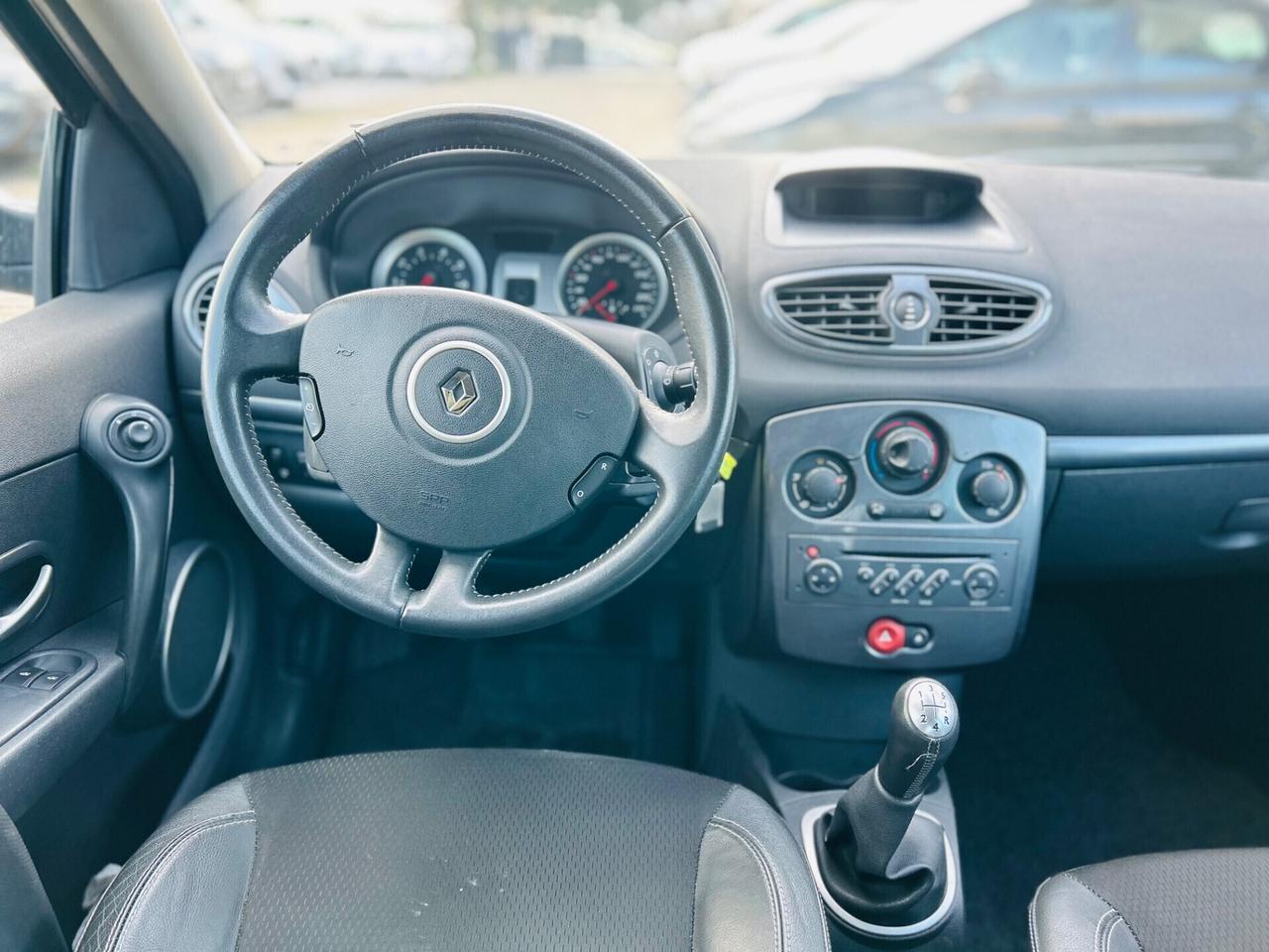 Renault Clio 1.2 16V 5 porte Le Iene