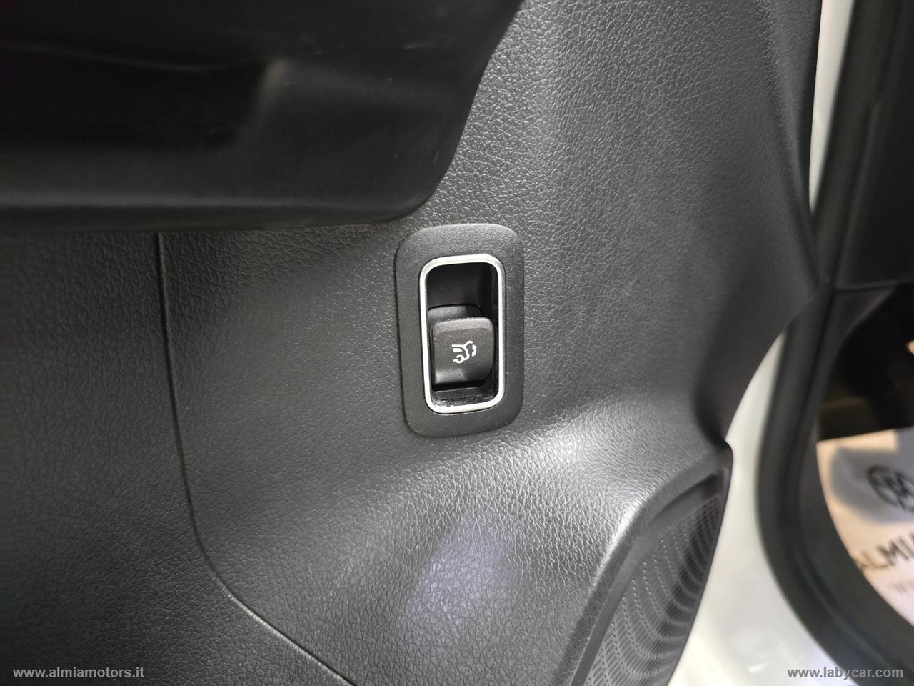 MERCEDES-BENZ B 180 d Automatic Executive