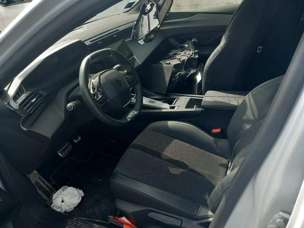 Peugeot 308 Plug-in Hybrid 180 e-EAT8 SW GT