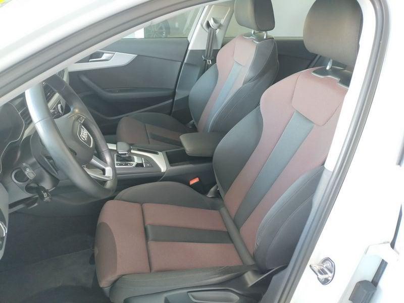 Audi A4 Avant 40 TDI quattro S tronic S line edition