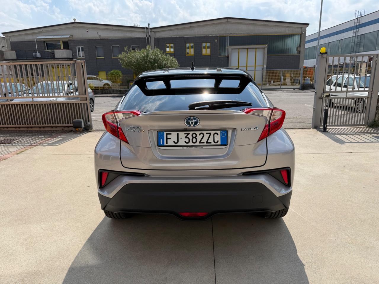 Toyota C-HR 1.8 Hybrid E-CVT Active