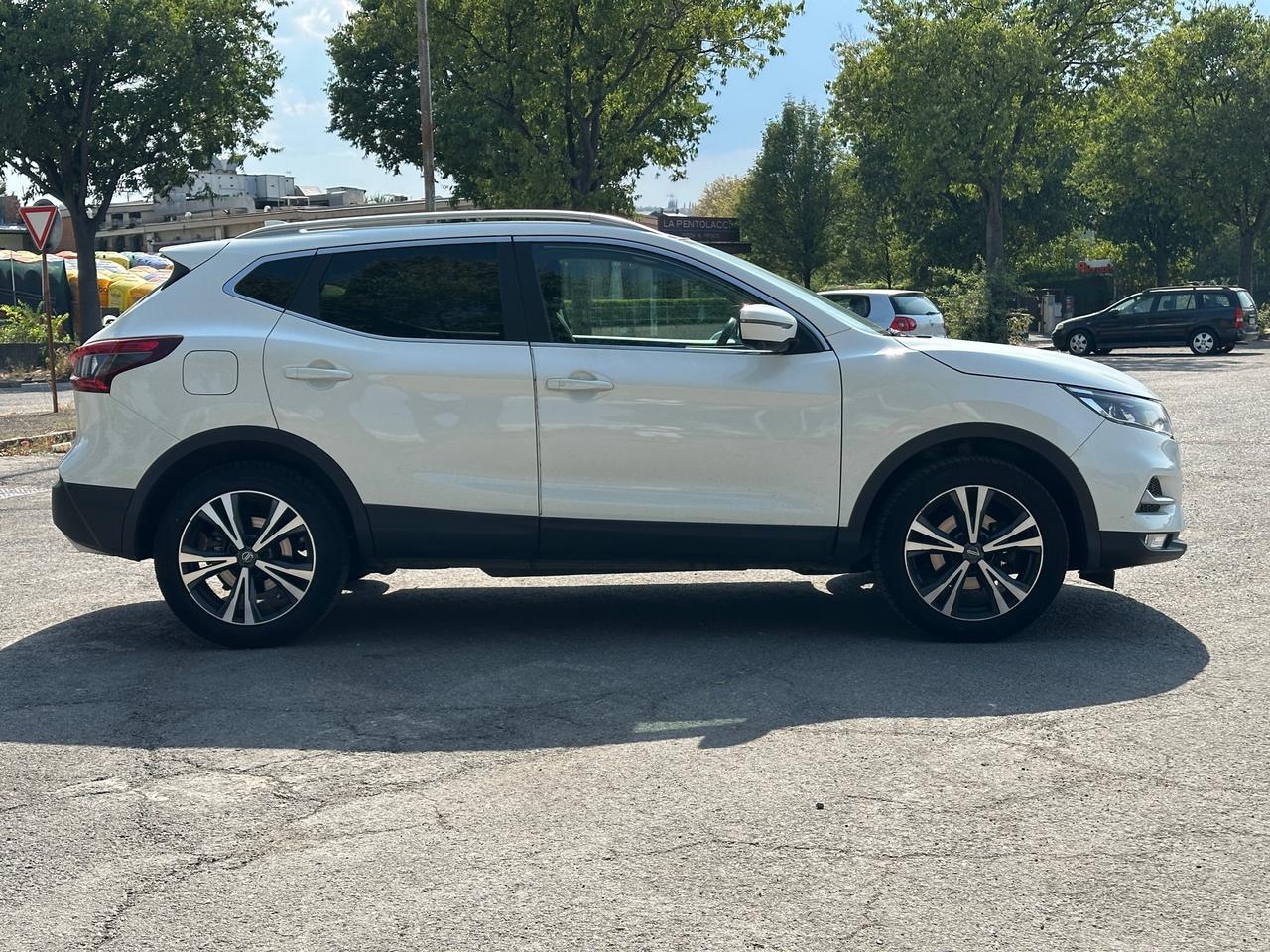 Nissan Qashqai 1.3 DIG-T 140 CV Tekna+