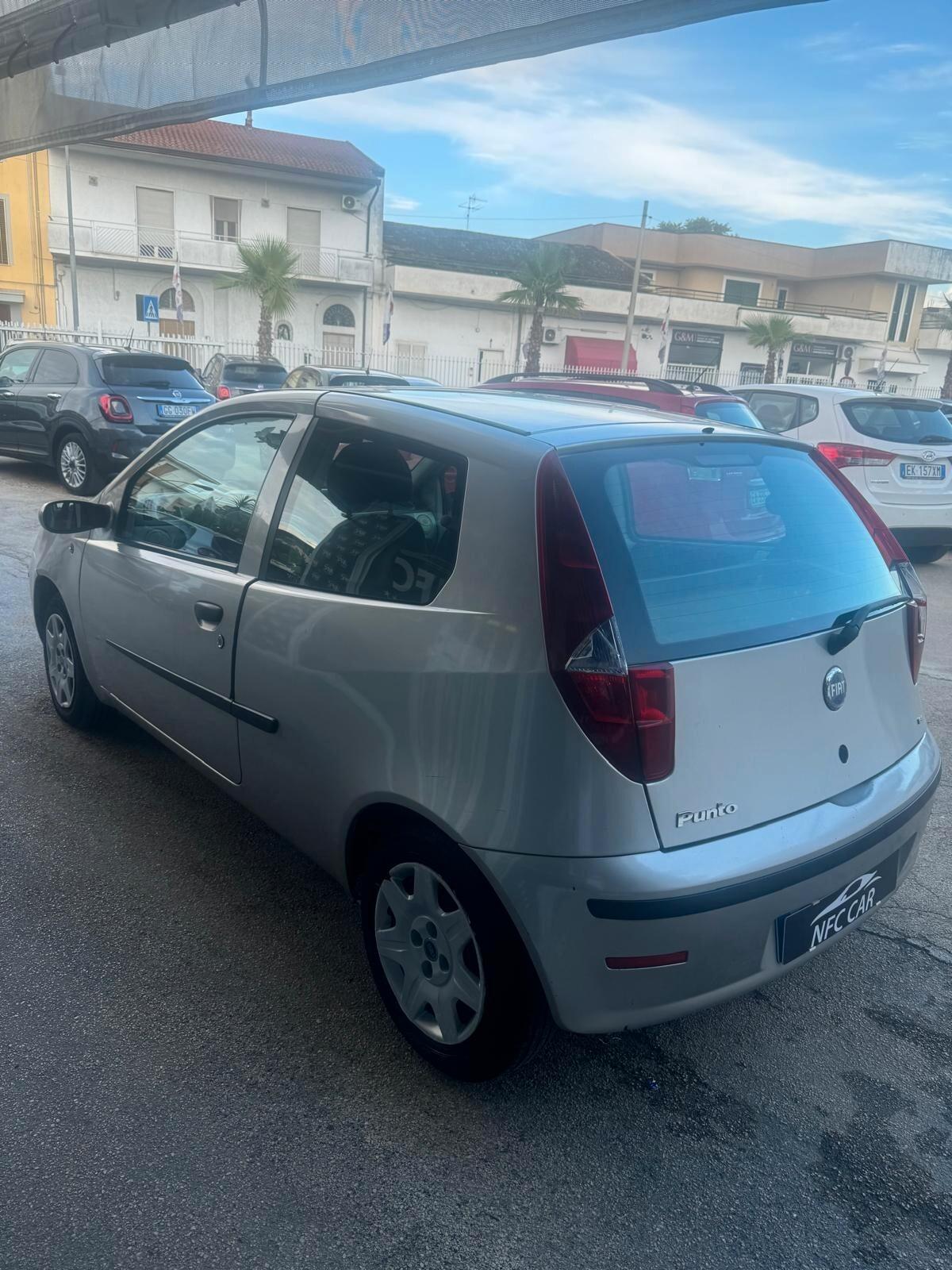 Fiat Punto 1.2 automatica. gpl scad. 2029