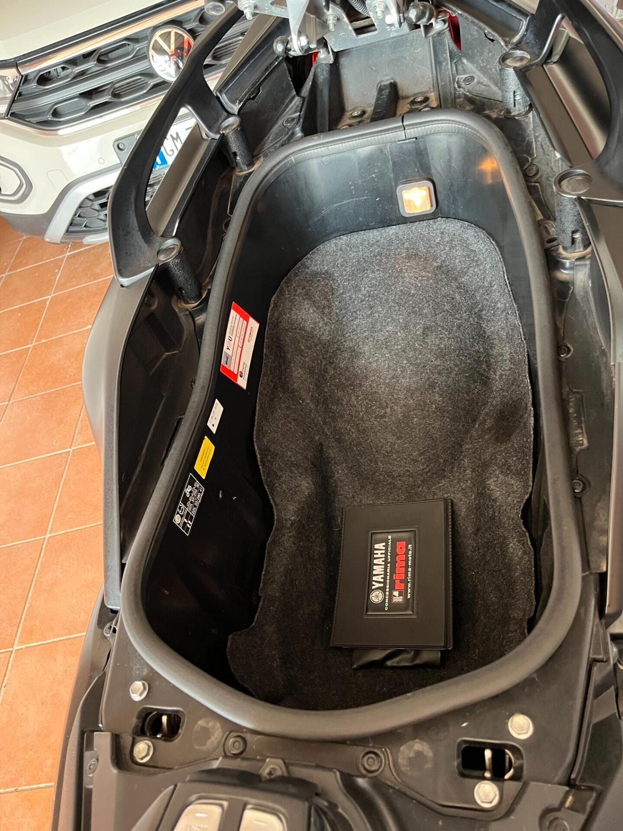 Yamaha T Max 530 DX