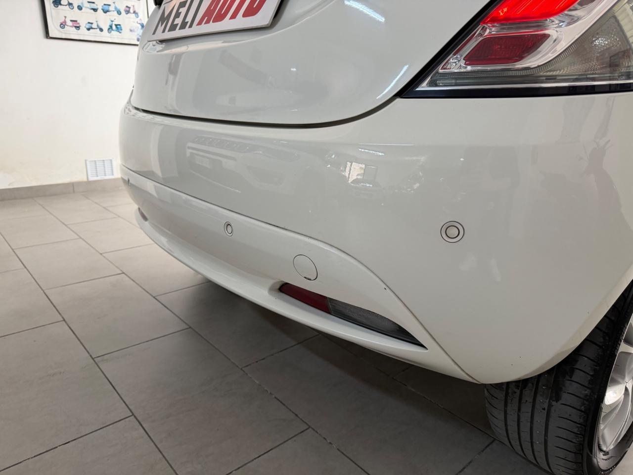 Lancia Ypsilon 1.2 Benzina 69 CV Platinum