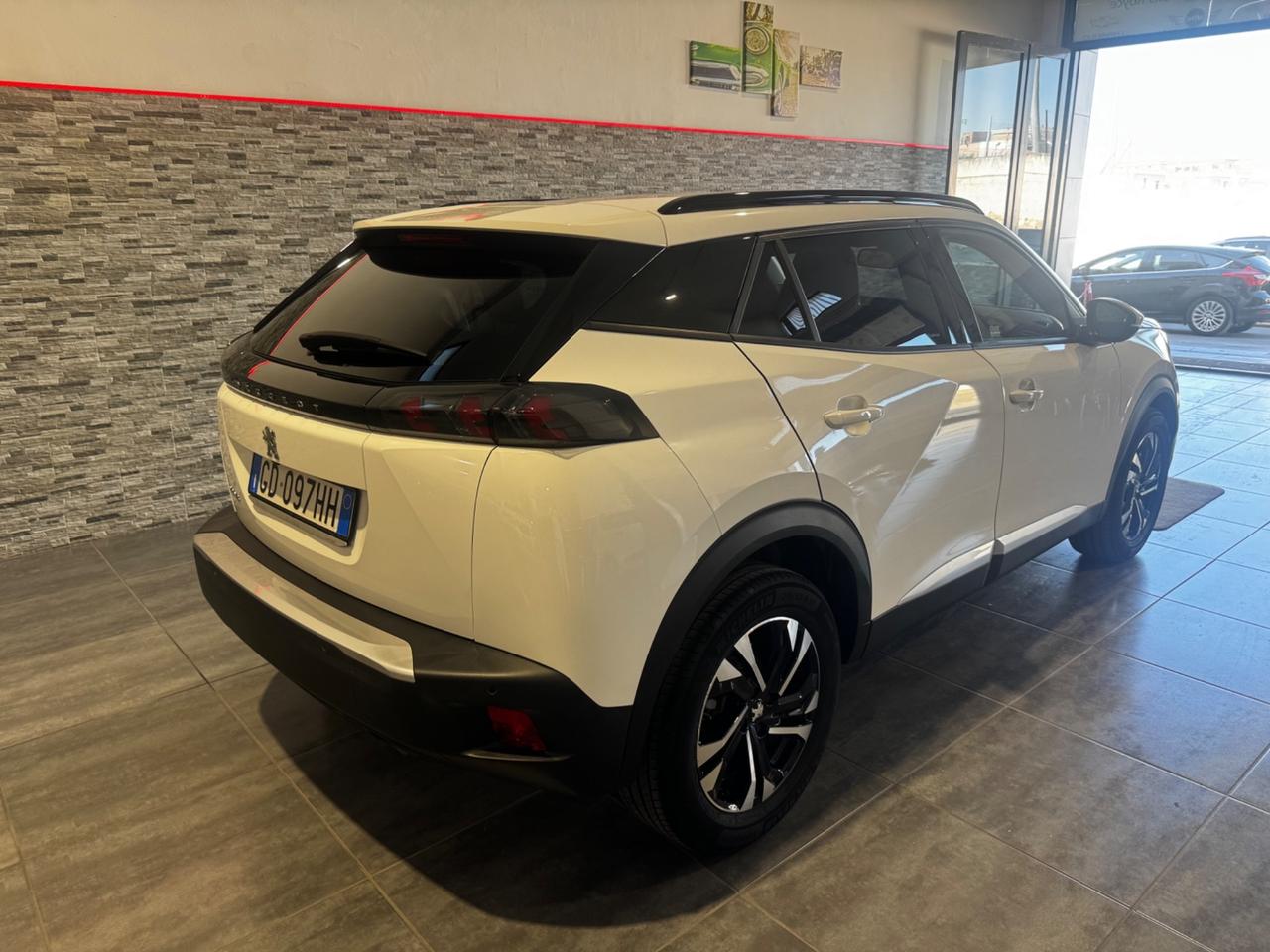 Peugeot 2008 PureTech 100 S&S Allure