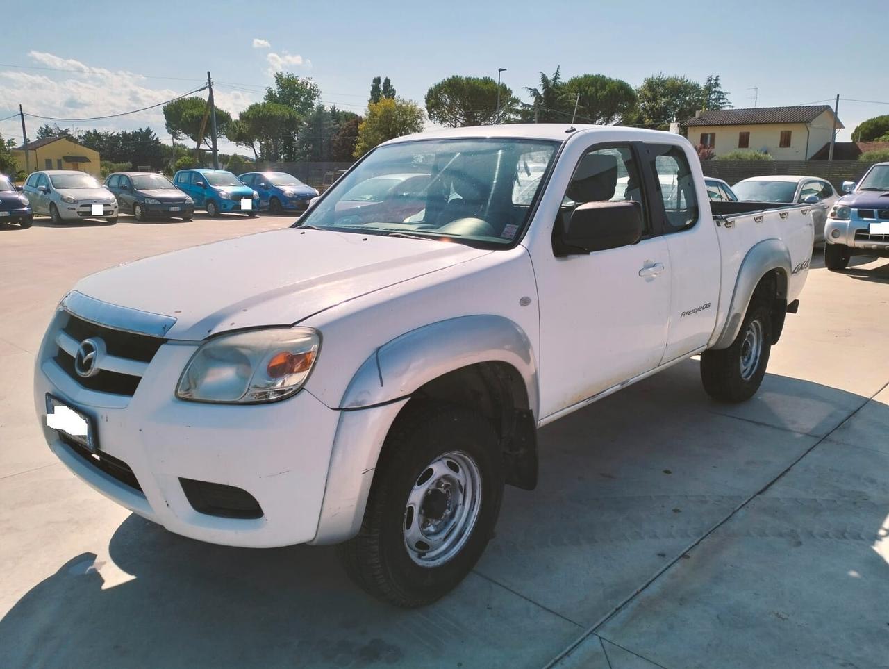 Mazda BT-50 2.5 TD 143 CV - LEGGERE