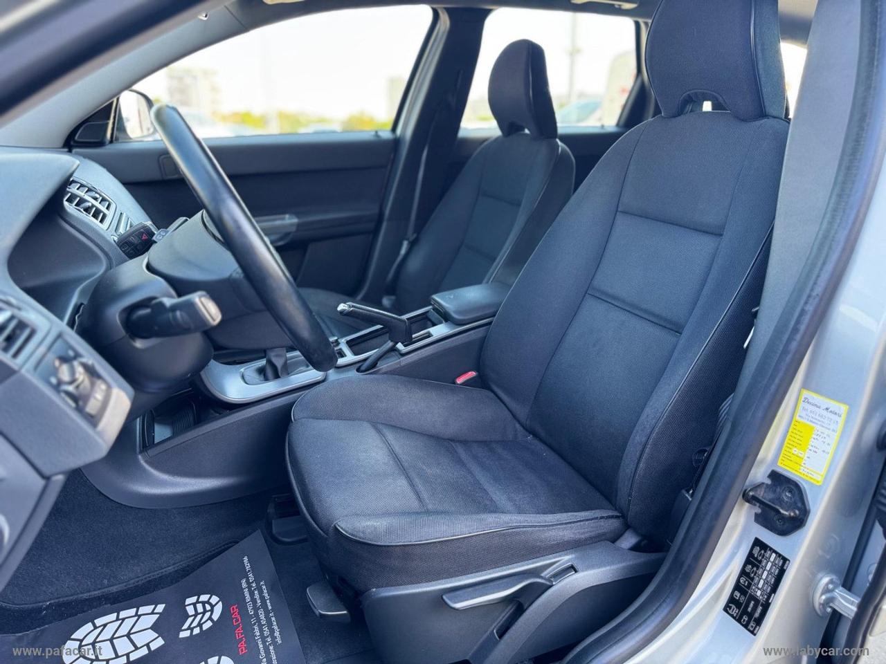 VOLVO V50 1.6 POLAR