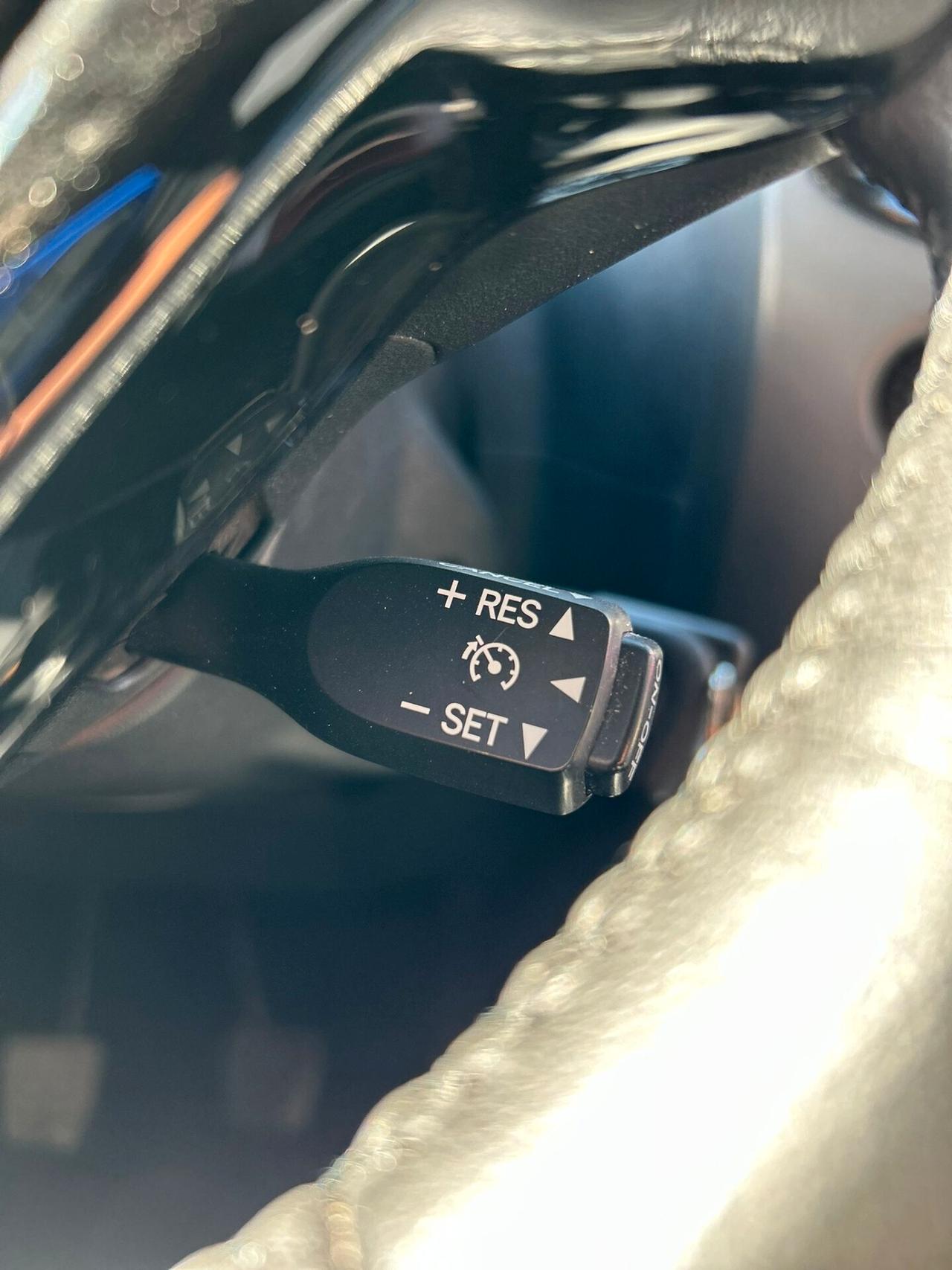 Toyota Aygo Connect 1.0 VVT-i 72 CV 5 porte x-clusiv