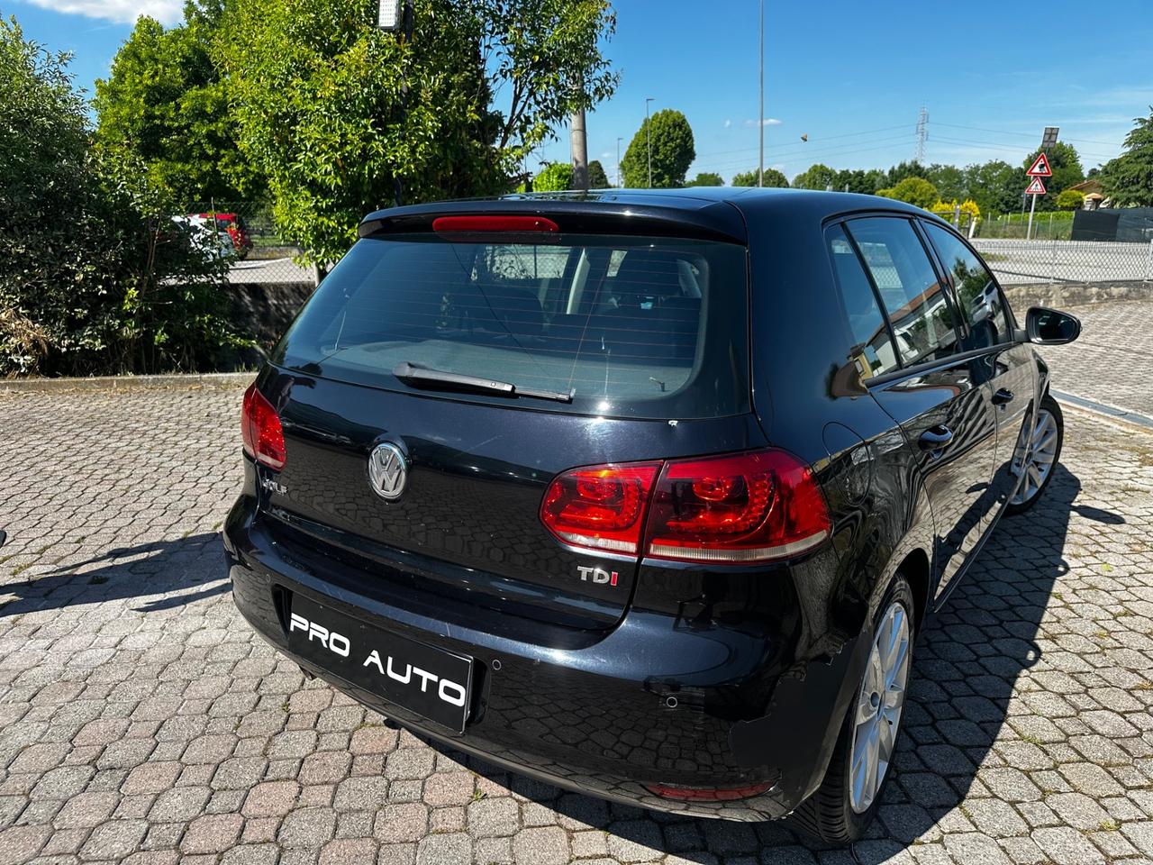 Volkswagen Golf 1.6 TDI DPF 5p. Highline