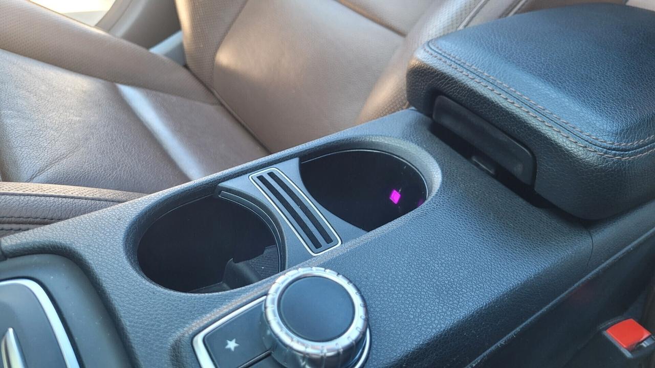 Mercedes-benz Classe A AMG-Line Full optionall!