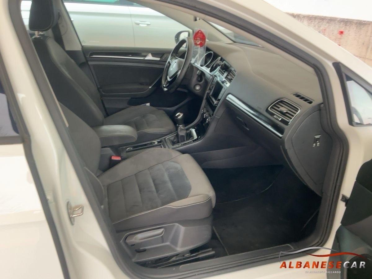 Volkswagen Golf 1.6 TDI 110 CV 5p. Highline/TETTO APRILE
