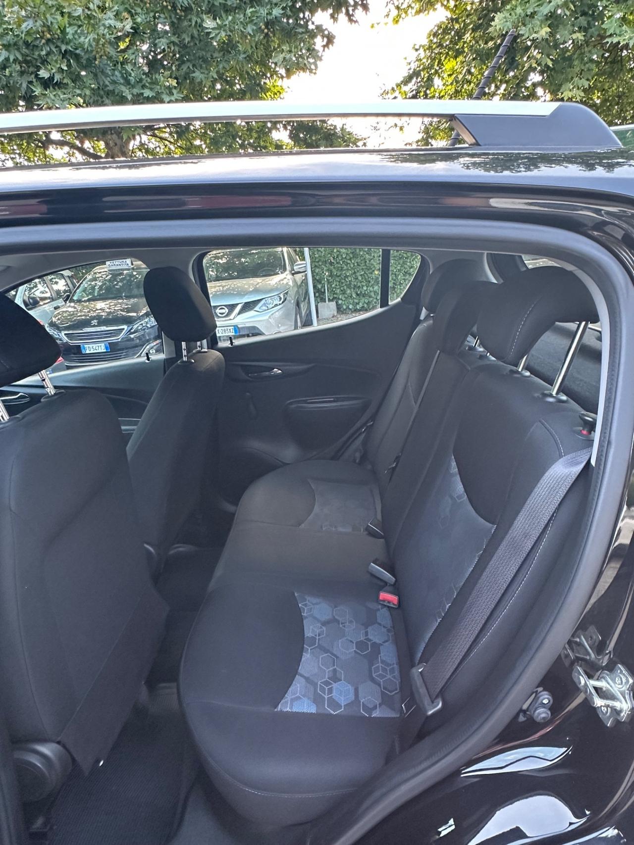 Opel Karl Rocks 1.0 73 CV