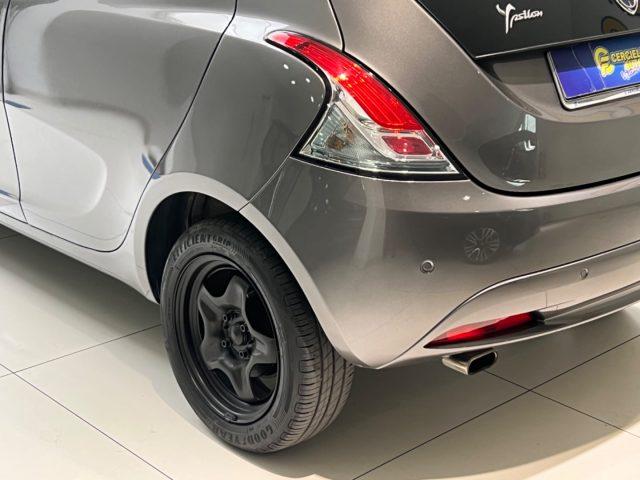 LANCIA Ypsilon 1.0 FireFly 5 porte S&S Hybrid Ecochic Gold