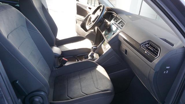 VOLKSWAGEN Tiguan 2.0 TDI 150 CV SCR DSG Elegance