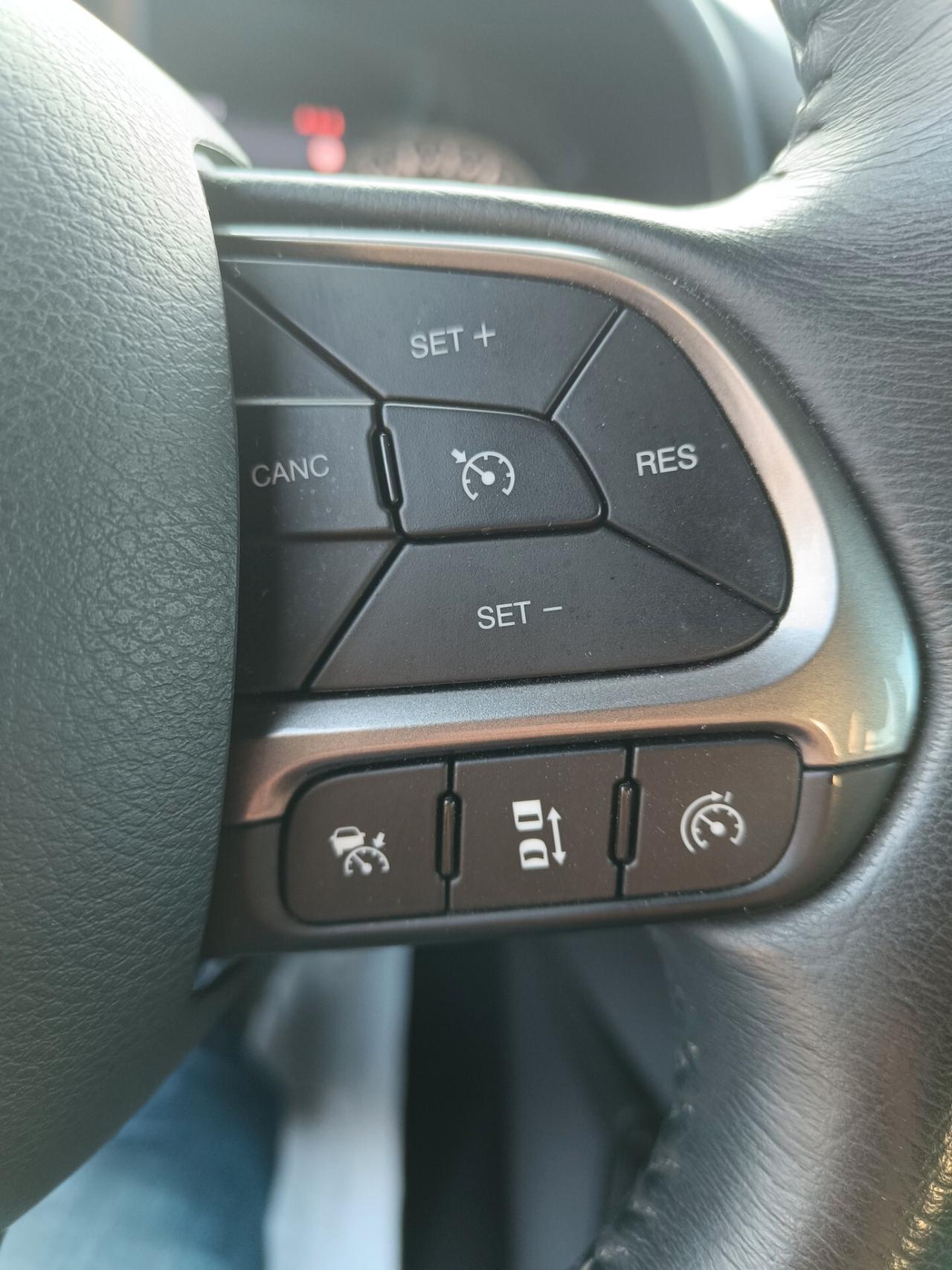 Jeep Renegade 2.0 Mjt 140CV 4WD Active Drive Low Limited FULL LED