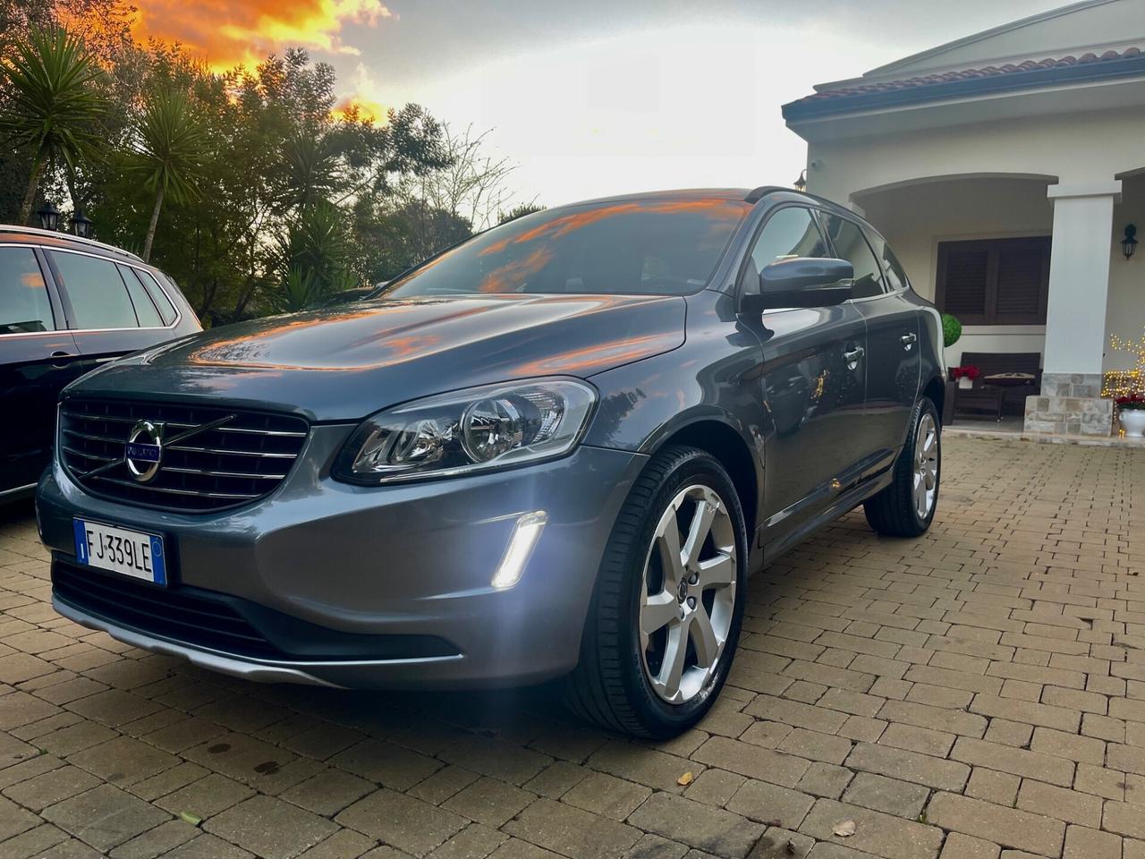 VOLVO XC60 2.0 D3 GEARTRONIC FULL LED MY17