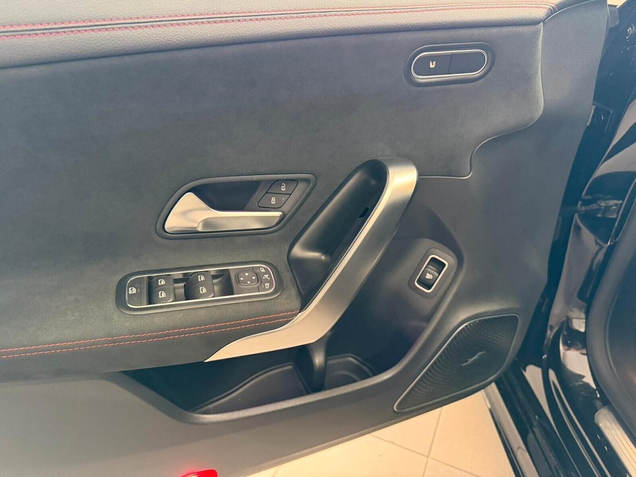 Mercedes-benz CLA 200 d Automatic AMG Line Premium Plus