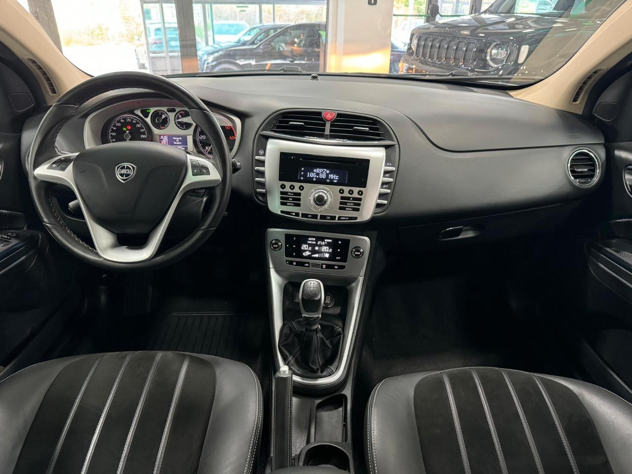 Lancia Delta 1.6 MJT DPF Argento