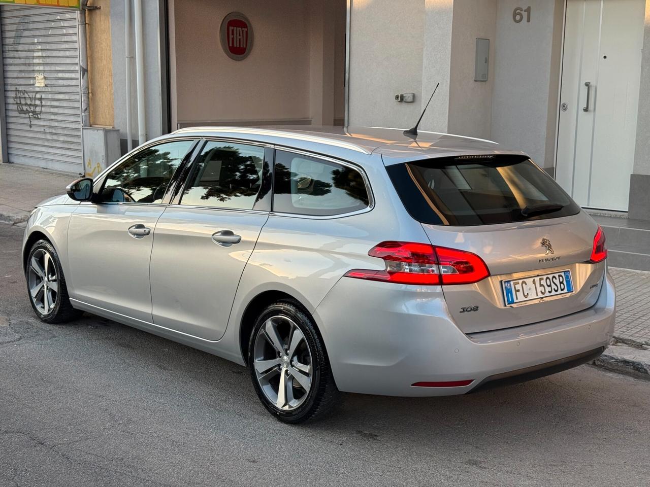 Peugeot 308 BlueHDi SW Allure NAVI FULL LED - 2016