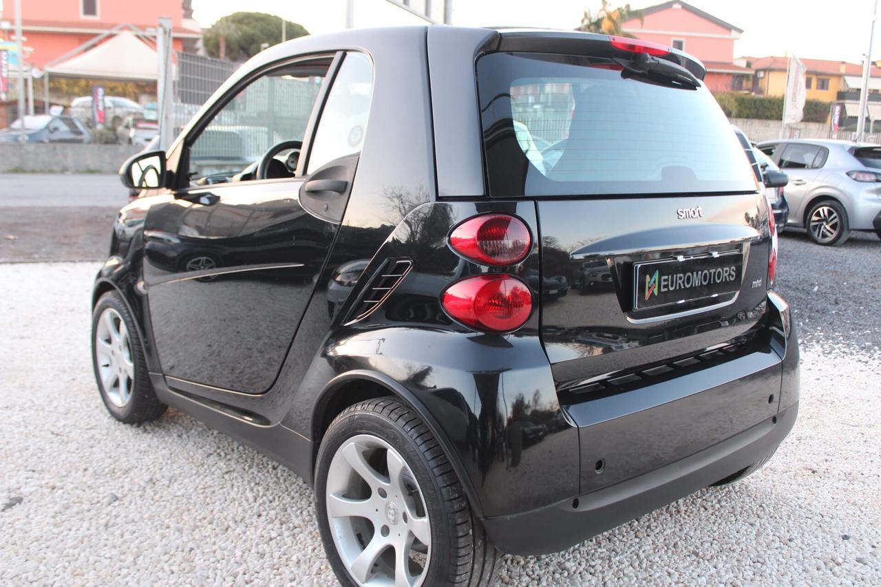 Smart ForTwo 1000 52 kW MHD coupé passion