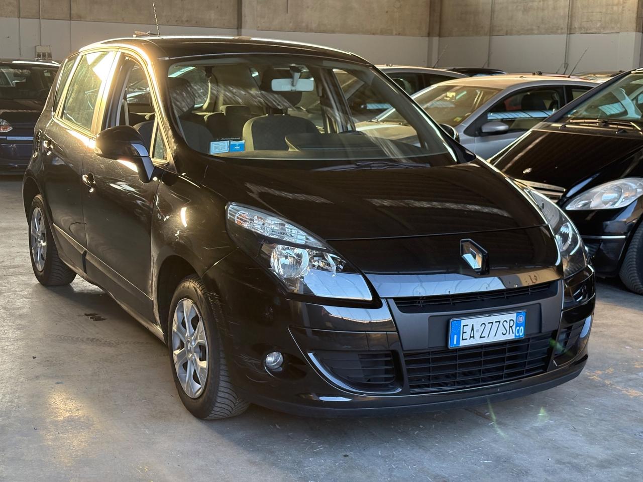 Renault Scenic Scénic X-Mod 1.6 Attractive