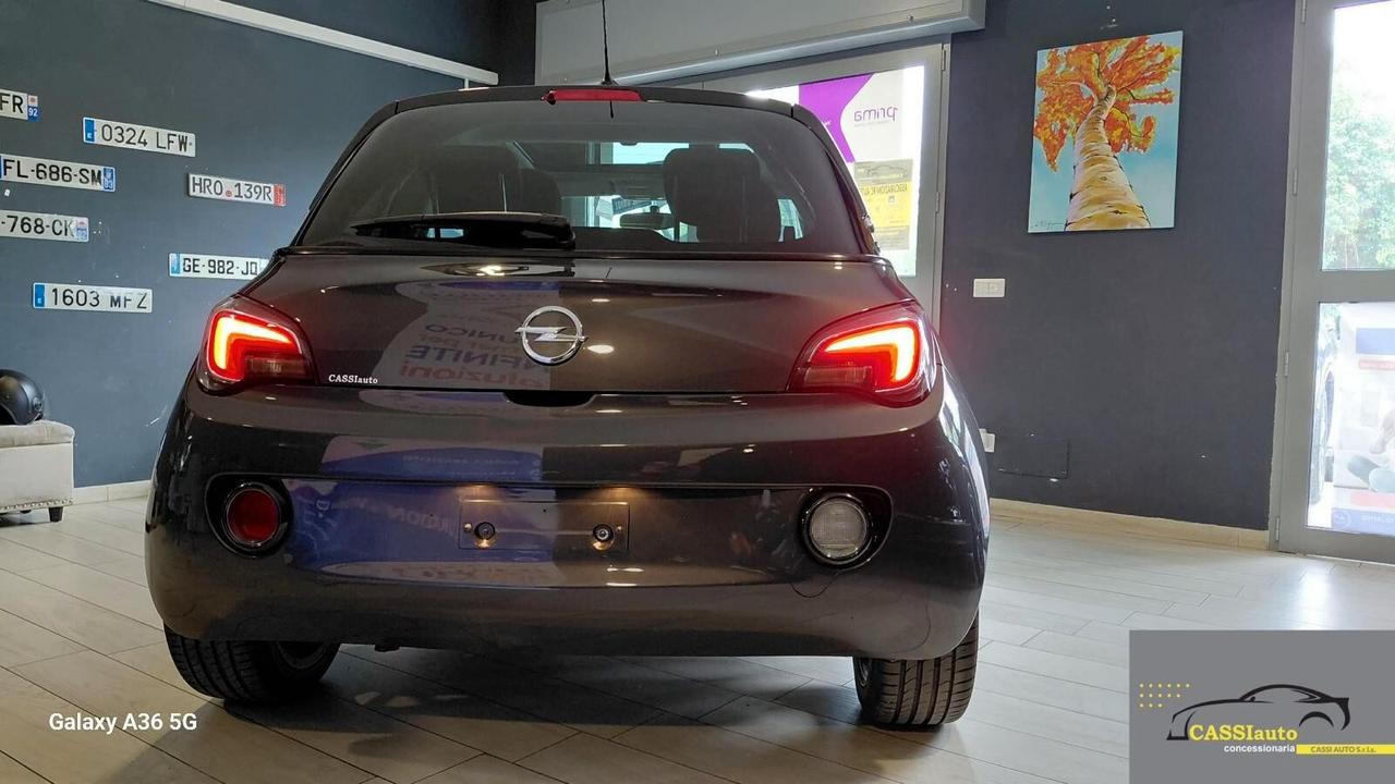 Opel Adam 1.4 87 CV GPL con Block Shaft