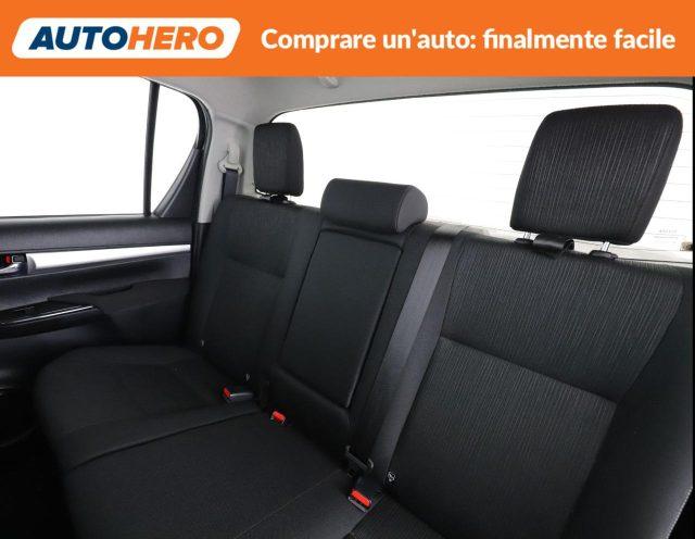 TOYOTA Hilux 2.4 D-4D 4WD 4 porte Double Cab Lounge