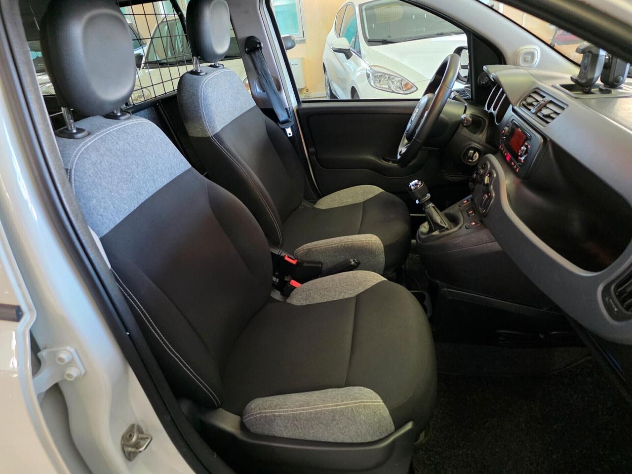 Fiat Panda 1.0 Hybrid Van 2 posti autocarro n1