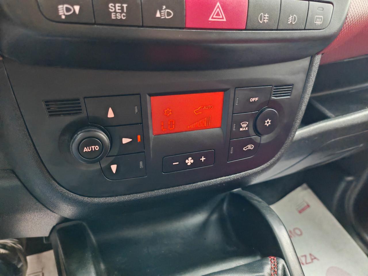 Fiat Doblo 1,6 diesel 09/2013 cv105