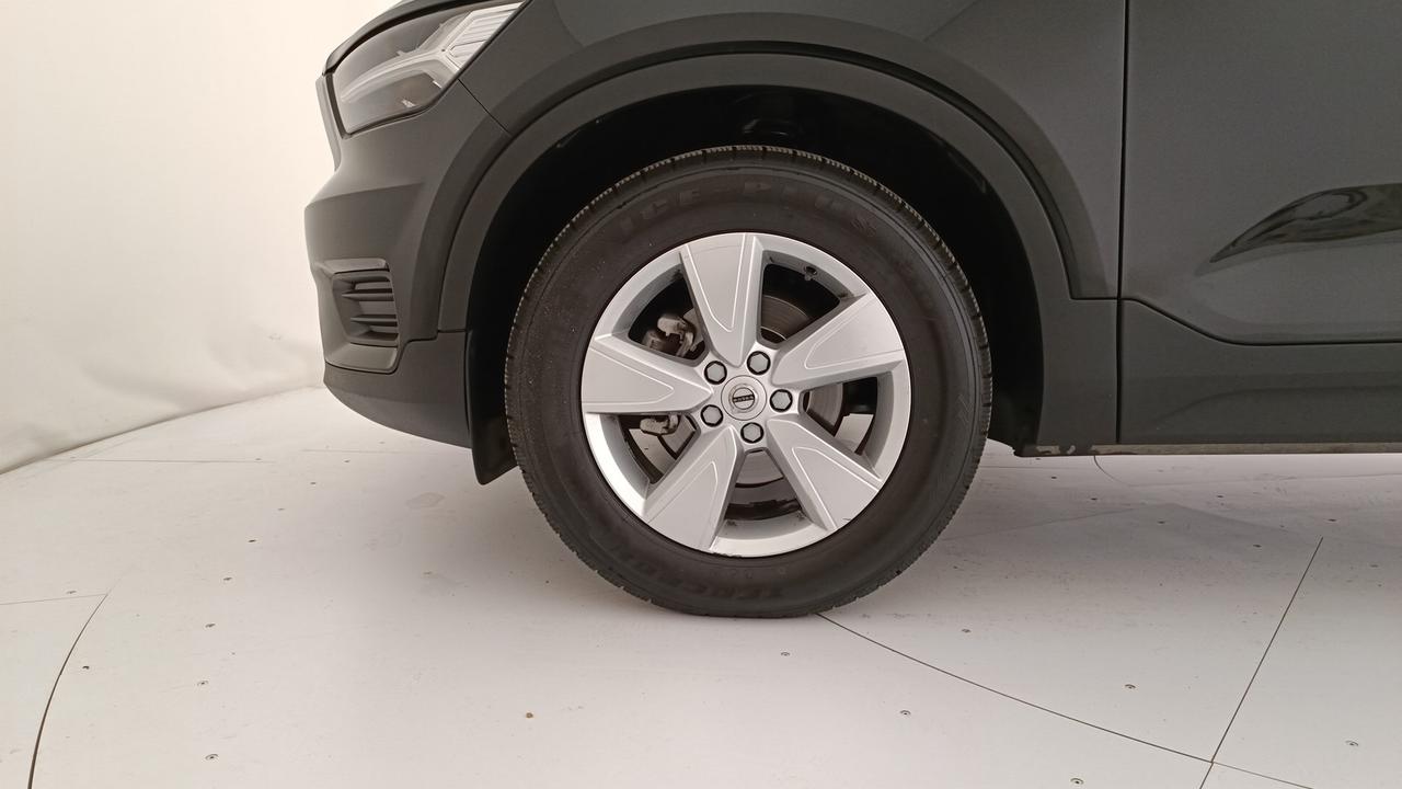 VOLVO XC40 1.5 t2 Momentum Pro auto my21